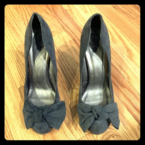 Charlotte Russe Shoes - 2for$25 - Charlotte Russe Gray Bow Heel - Size 10